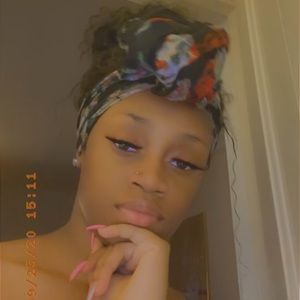 Meet your Posher, Tabitha